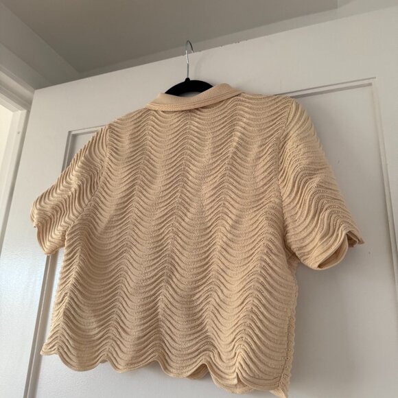 NWT Sandro Paris Campia Cropped Sweater Naturel Wavy Knit Scalop Hem Polo Style - Picture 8 of 9